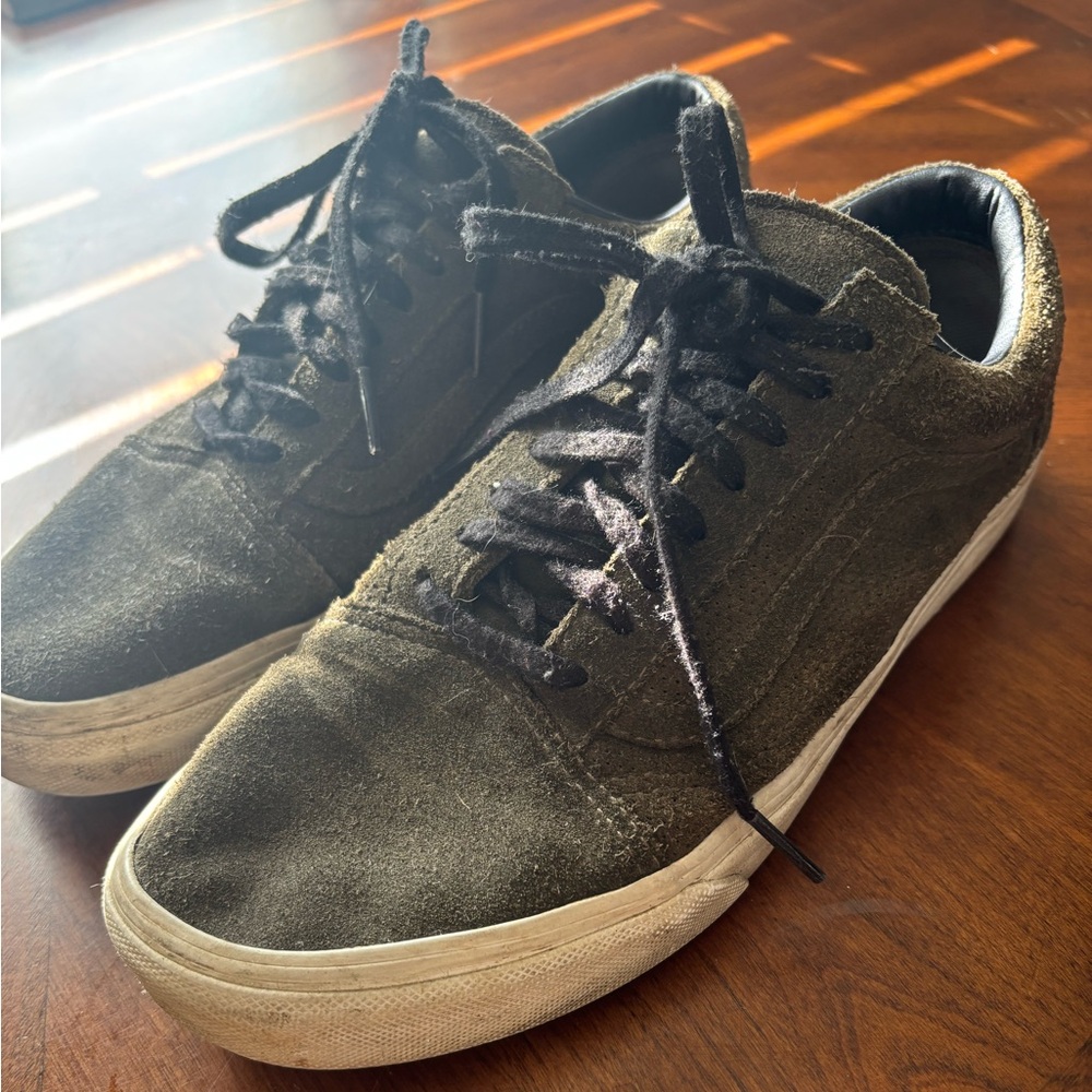 Men's Green Suede Sneakers